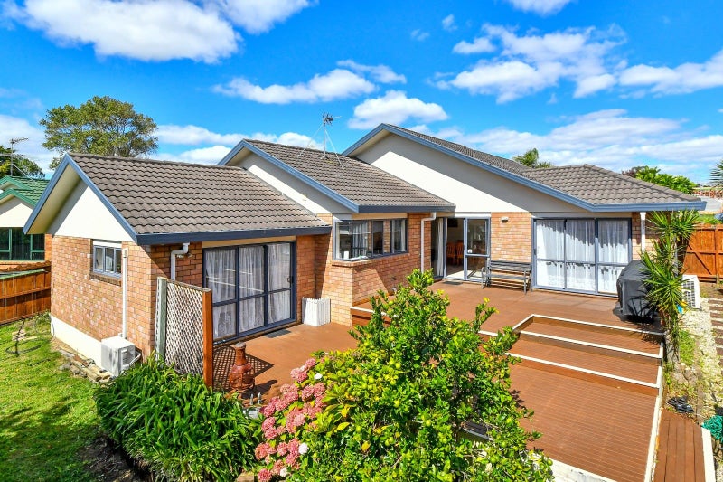 27 Cottesmore Place, Huntington Park, Auckland - Carousel 1