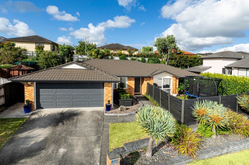 7 Thomas Hamer Place, Greenhithe, Auckland - Carousel 2