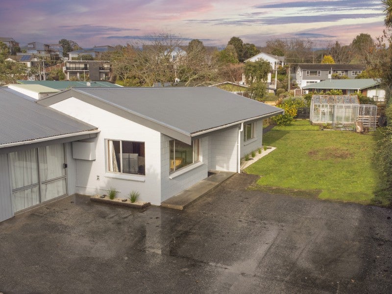 6B Mildred Place, Springfield, Rotorua - Carousel 1