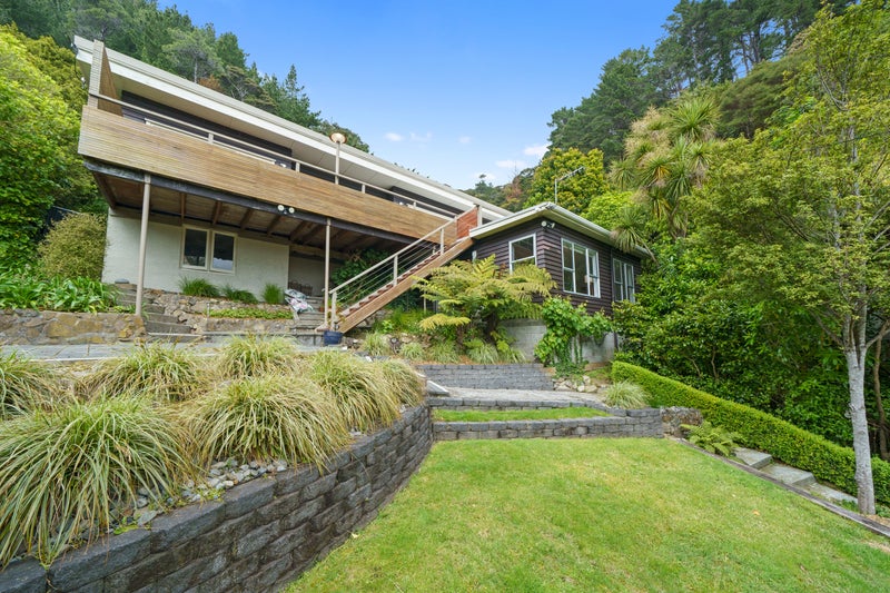48 Rona Street, Eastbourne, Lower Hutt - Carousel 2