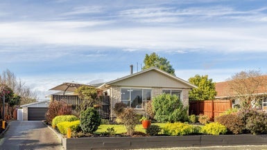 24 Jenkins Avenue, Redwood, Christchurch - Carousel 1