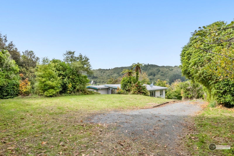 32/34 Avian Road - Carousel 2