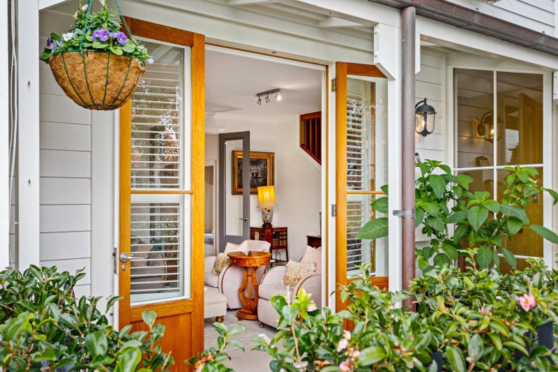 2/0 Eton Avenue, Devonport, Auckland - Carousel 2