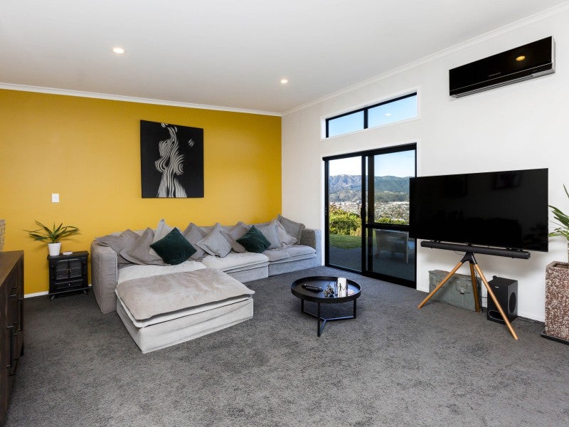 51 Percy Kinsman Crescent, Riverstone Terraces, Upper Hutt - Carousel 2