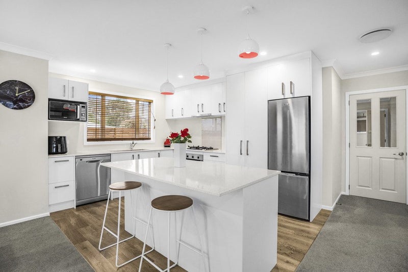 13 Merton Street, Trentham, Upper Hutt - Carousel 2