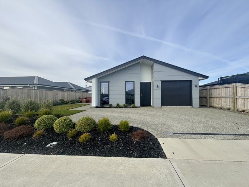 17 Shepperton Street, Appleby, Richmond - Carousel 1