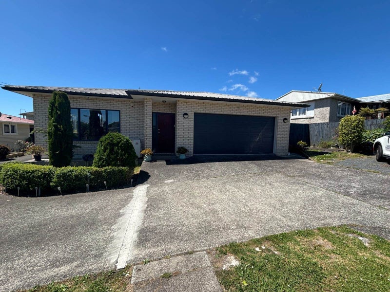 142 View Road, Sunnyvale, Auckland - Carousel 21