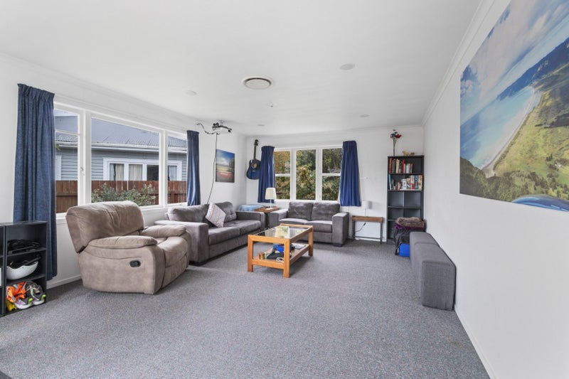 3A Butler Place, Fairfield, Hamilton - Carousel 1