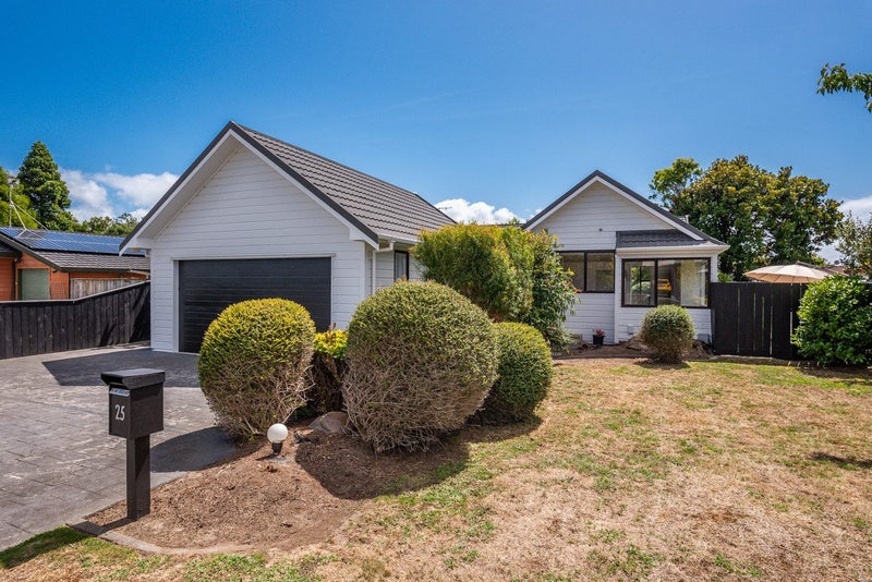 25 Cedar Drive, Paraparaumu Beach, Paraparaumu - Carousel 1