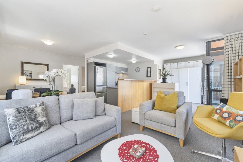 33/8 Leeds Street, Te Aro, Wellington - Carousel 1