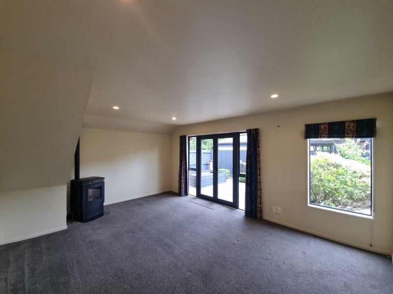 9 Strauss Place, Somerfield, Christchurch - Carousel 2