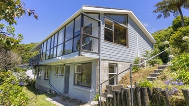 123 Awarua Street, Ngaio, Wellington - Carousel 1