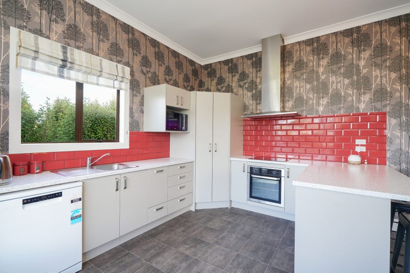 124 Moulson Street, Strathern, Invercargill - Carousel 2