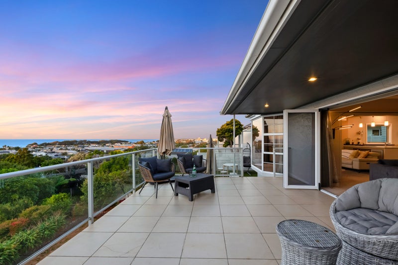 374 Devon Street West, Lynmouth, New Plymouth - Carousel 2