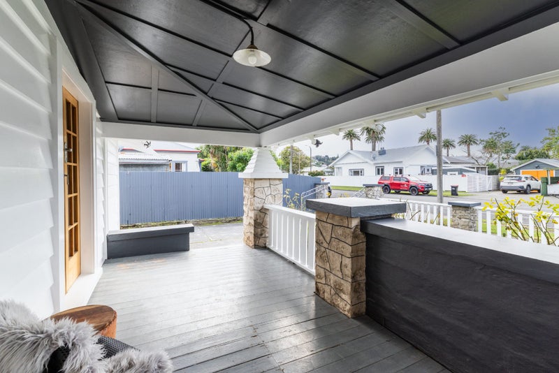 44 Vigor Brown Street, Napier South, Napier - Carousel 2