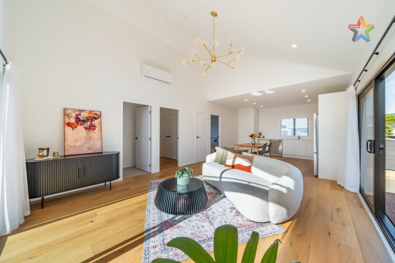 24A Fraser Crescent, Elderslea, Upper Hutt - Carousel 2