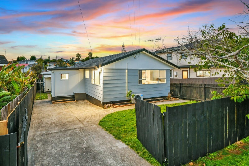 1/83 Barrack Road, Mount Wellington, Auckland - Carousel 1