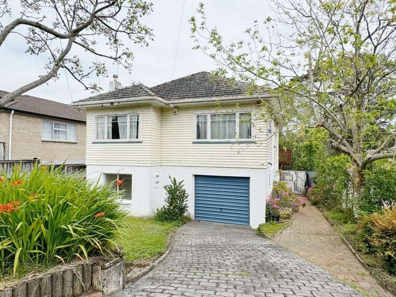 29 Belfast Street, Hillsborough, Auckland - Carousel 1