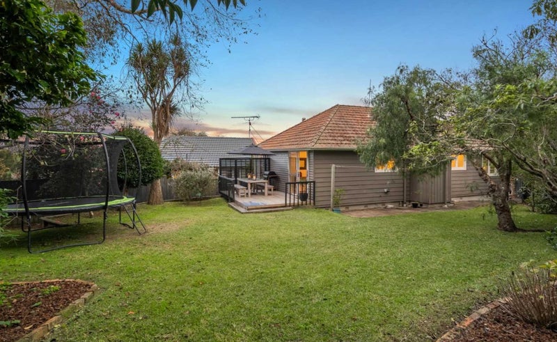 2 Nutsey Avenue, Northcote, Auckland - Carousel 12