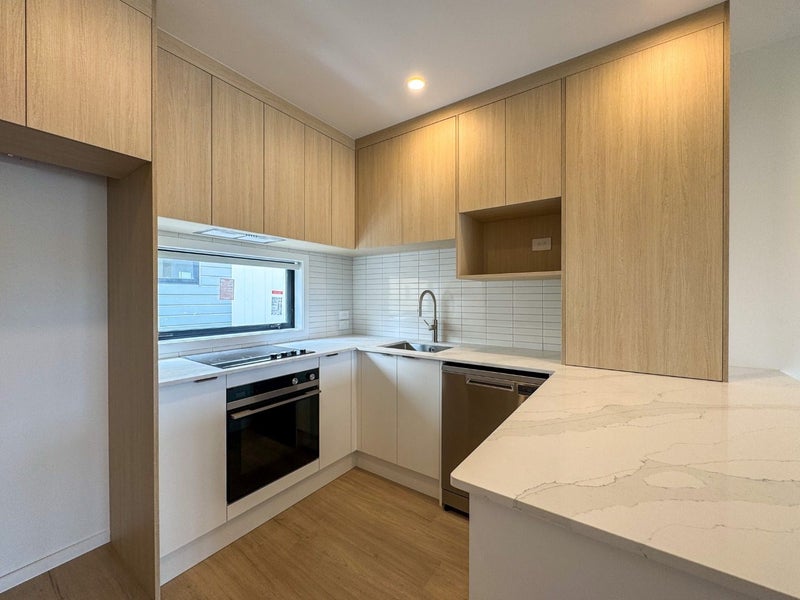 30B Flaxdale Street, Birkdale, Auckland - Carousel 2