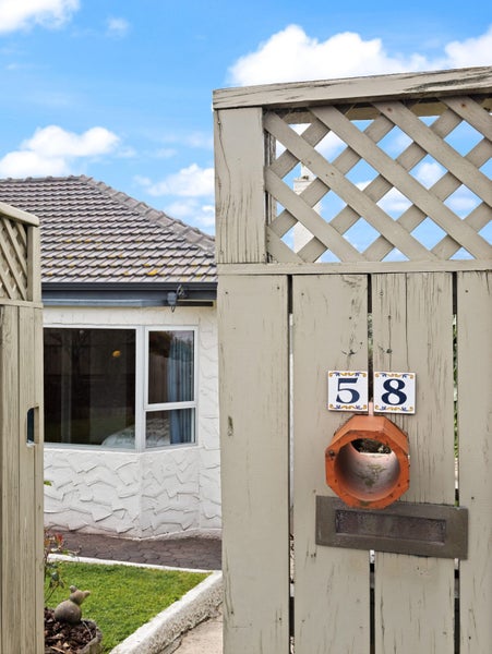 58 Spencer Street, Andersons Bay, Dunedin - Carousel 2