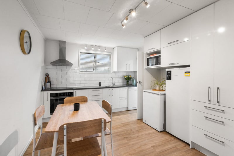 3/22A Neill Street, Hornby, Christchurch - Carousel 2