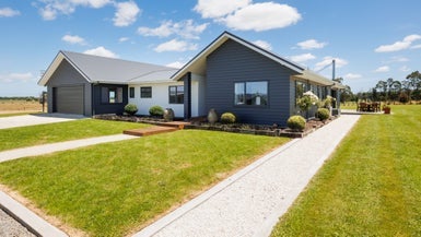192 Te Ngaio Road, Bunnythorpe, Palmerston North - Carousel 1