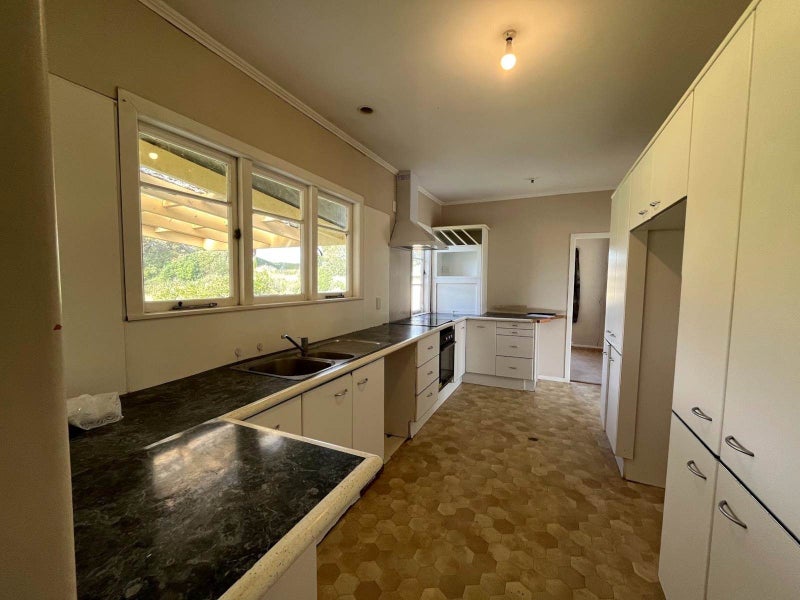 256 Beach Road, Onerahi, Whangarei - Carousel 2