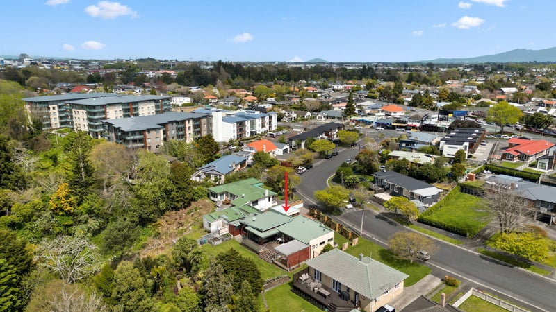 10 MacDiarmid Road, Beerescourt, Hamilton - Carousel 1