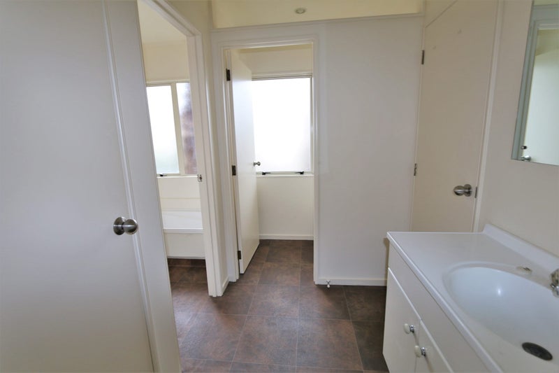 405A Hillsborough Road, Hillsborough, Auckland - Carousel 10