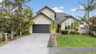 1/6 Emma Court, Northpark, Auckland - Carousel 1