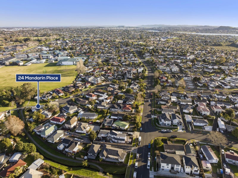 24 Mandarin Place, Half Moon Bay, Auckland - Carousel 17