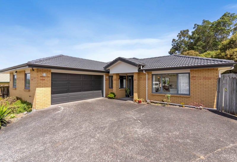 90 Buscomb Avenue, Henderson, Auckland - Carousel 1