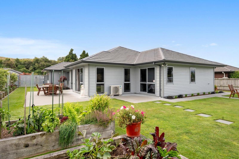 12 Oakland Place, Ngongotaha, Rotorua - Carousel 1