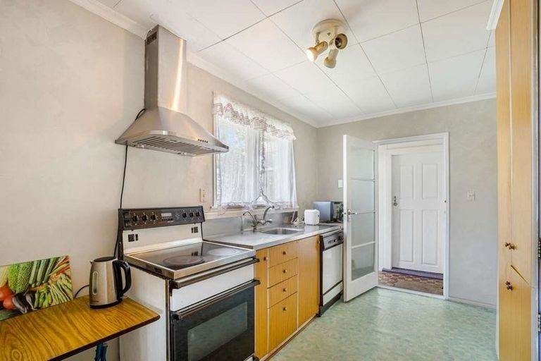 81 Hendry Avenue, Hillsborough, Auckland - Carousel 2