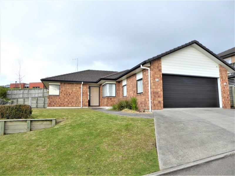 43 Danny Place, Pyes Pa, Tauranga - Carousel 1