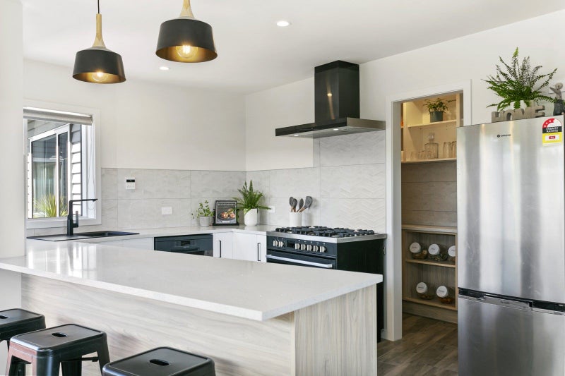 9 Moa Lane, Richmond Heights, Taupo - Carousel 1