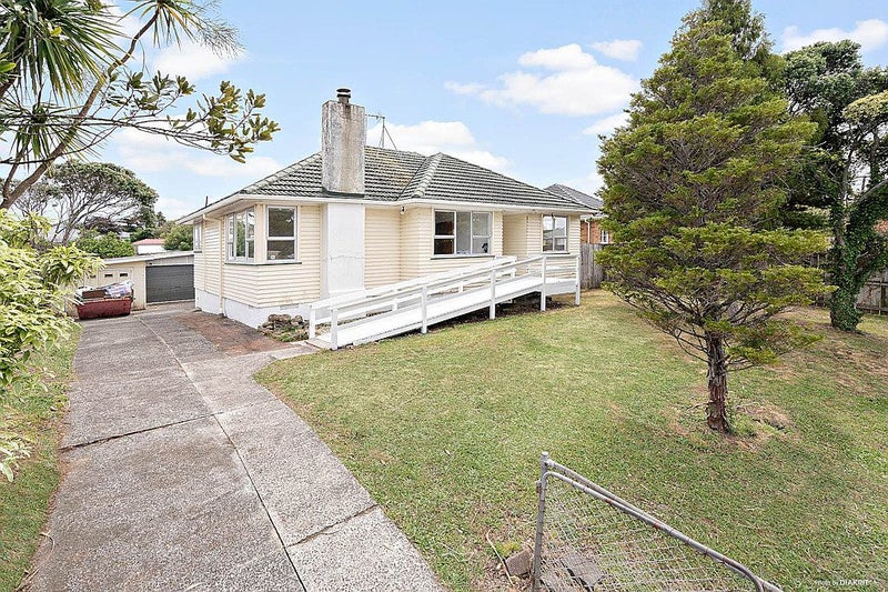 78 McAnnalley Street, Manurewa East, Auckland - Carousel 1