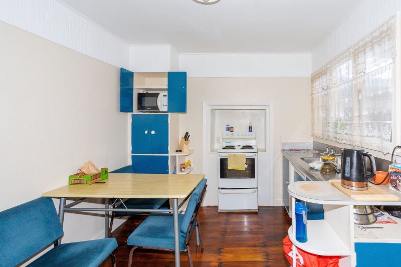 17 Aotea Street, Castlecliff, Whanganui - Carousel 2