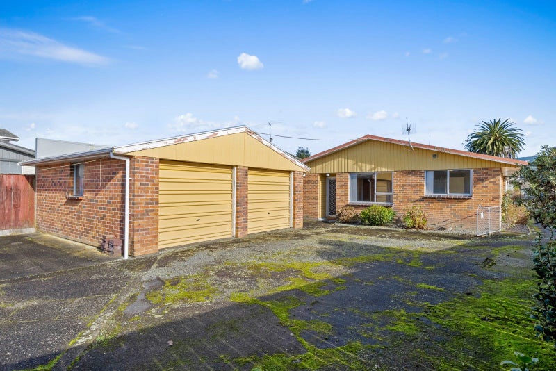 74B Golders Road, Elderslea, Upper Hutt - Carousel 1