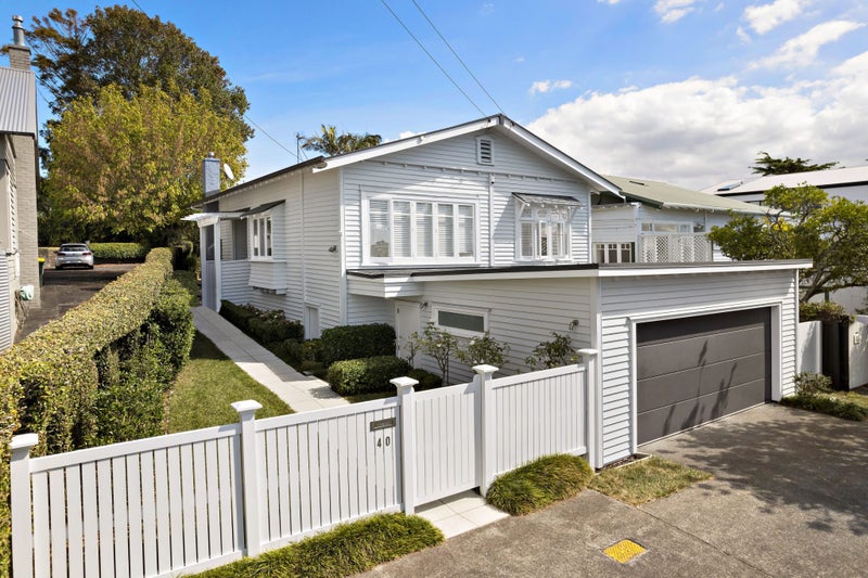 40 Springfield Road, Morningside, Auckland - Carousel 1