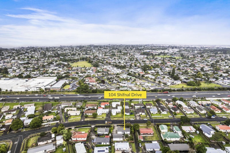 104 Shifnal Drive, Randwick Park, Auckland - Carousel 2