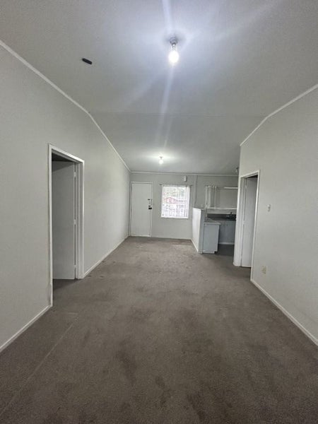6/68 Olsen Avenue, Hillsborough, Auckland - Carousel 2