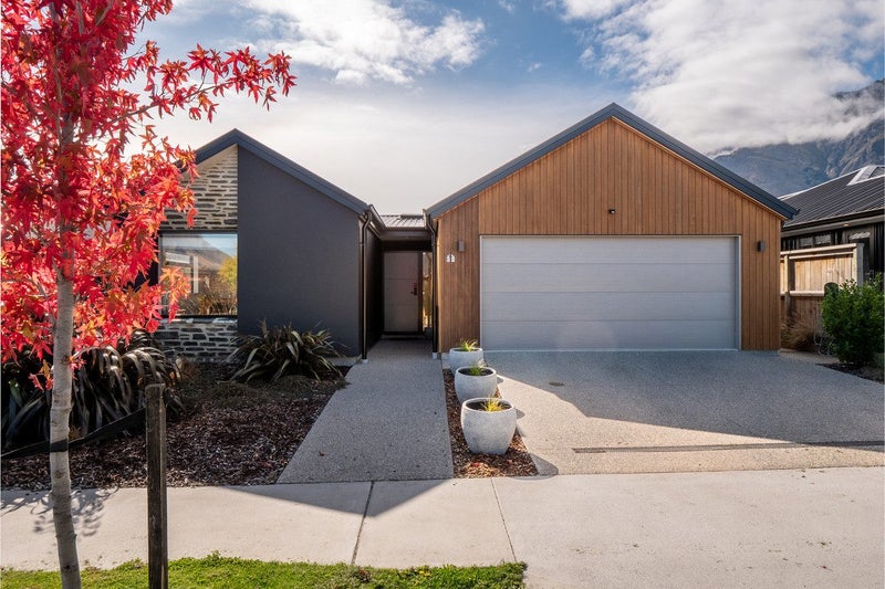 32 Corriedale Road, Jacks Point, Queenstown - Carousel 1