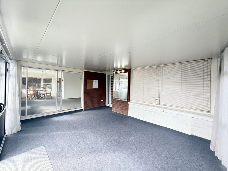 30 Meadway, Sunnyhills, Auckland - Carousel 2