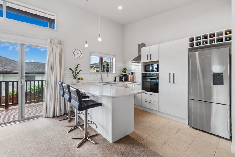 1/9 Watea Road, Torbay, Auckland - Carousel 2