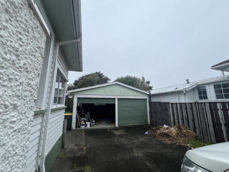 8 Wallath Road, Westown, New Plymouth - Carousel 14