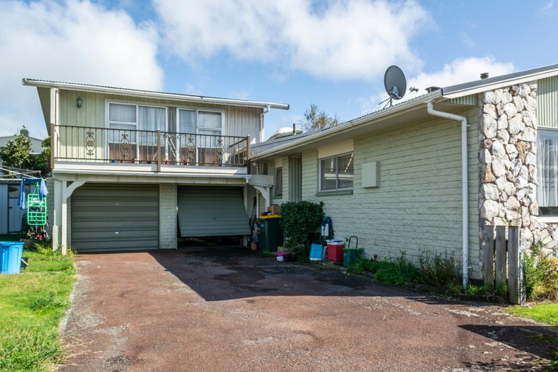 27 Huatoki Street, Vogeltown, New Plymouth - Carousel 2