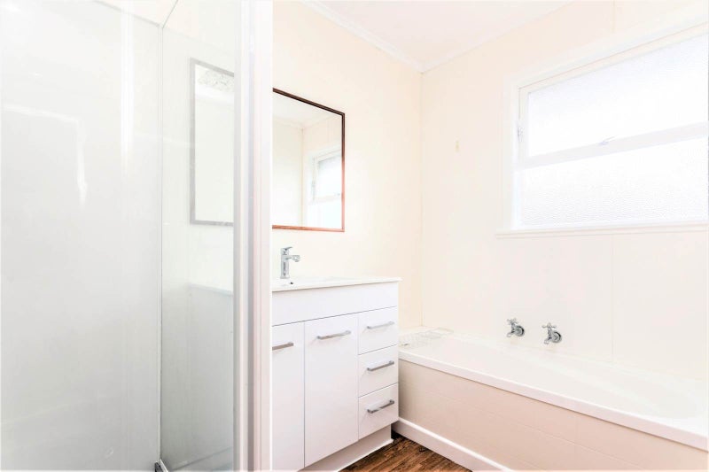 26 Warren Avenue, Three Kings, Auckland - Carousel 12