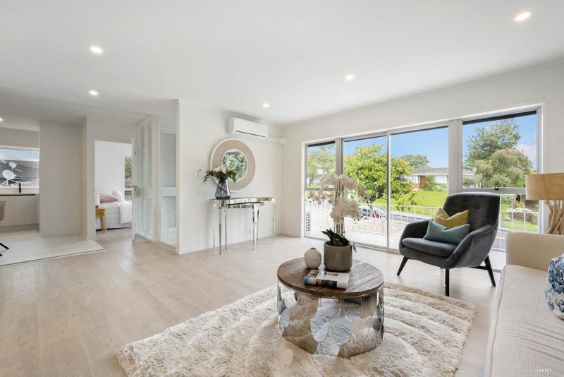 105B Glenmore Road, Sunnyhills, Auckland - Carousel 2